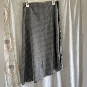 DKNY Asymmetrical Gray Houndstooth Skirt Size 2